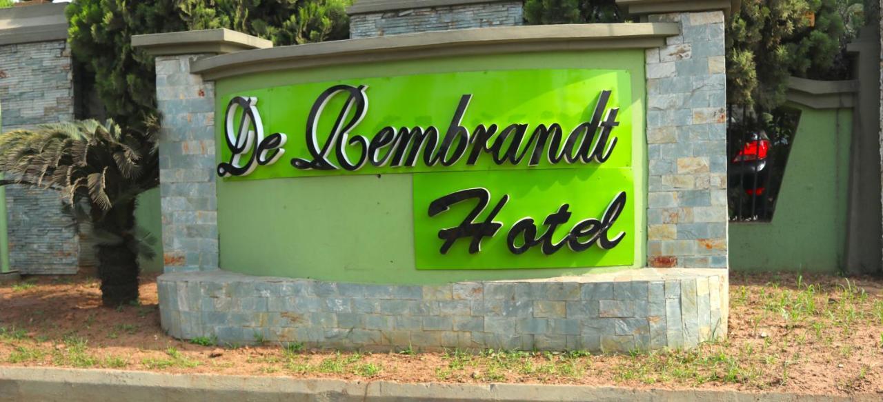 De Rembrandt Hotels And Suites Ikeja Exterior photo