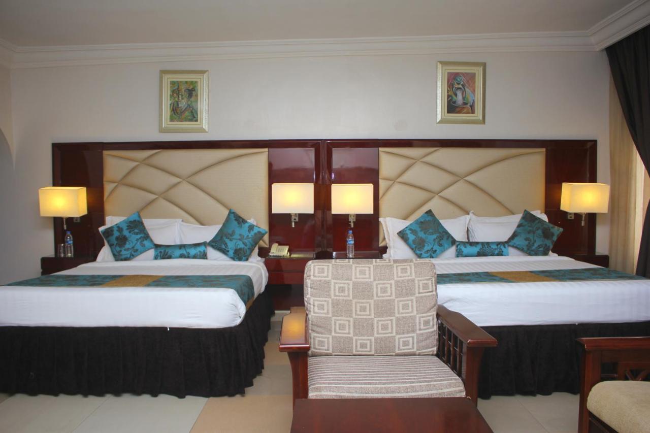 De Rembrandt Hotels And Suites Ikeja Exterior photo