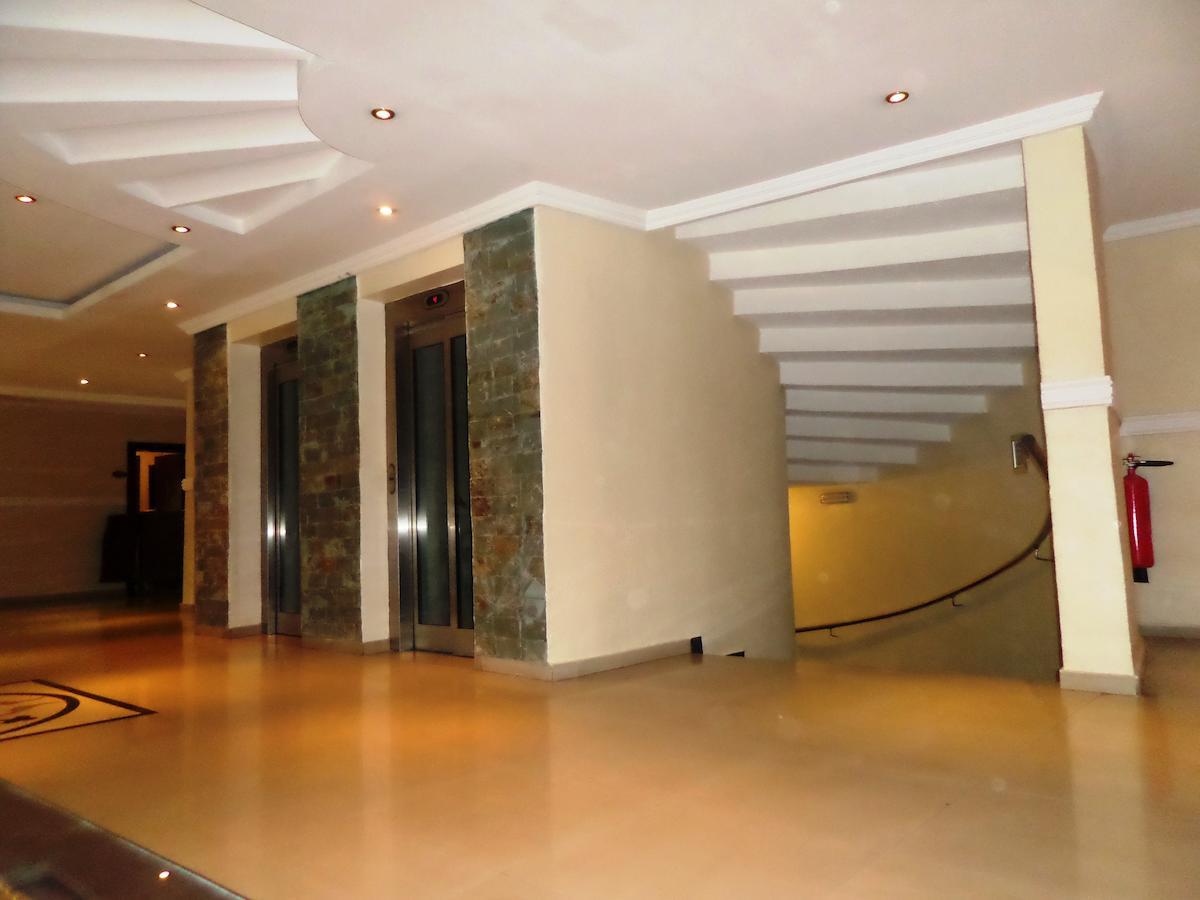 De Rembrandt Hotels And Suites Ikeja Exterior photo