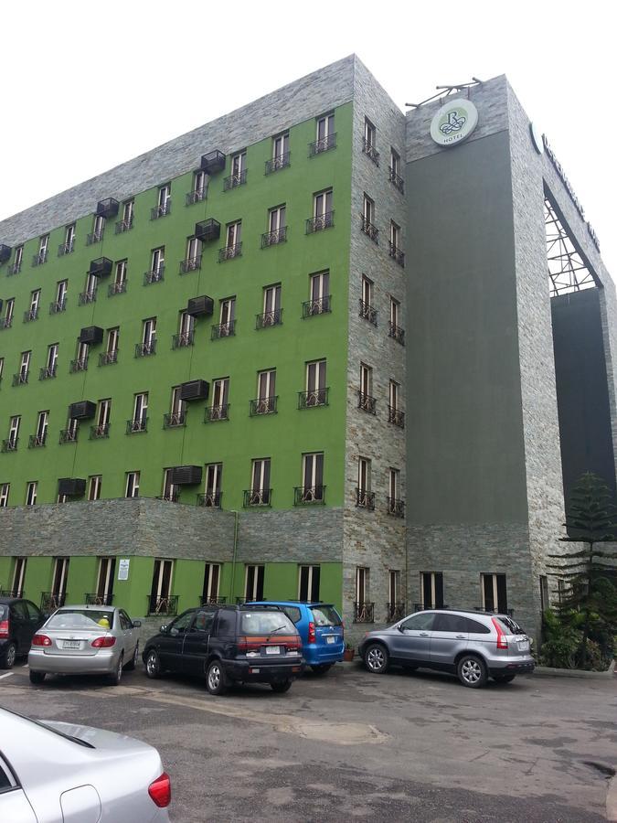 De Rembrandt Hotels And Suites Ikeja Exterior photo