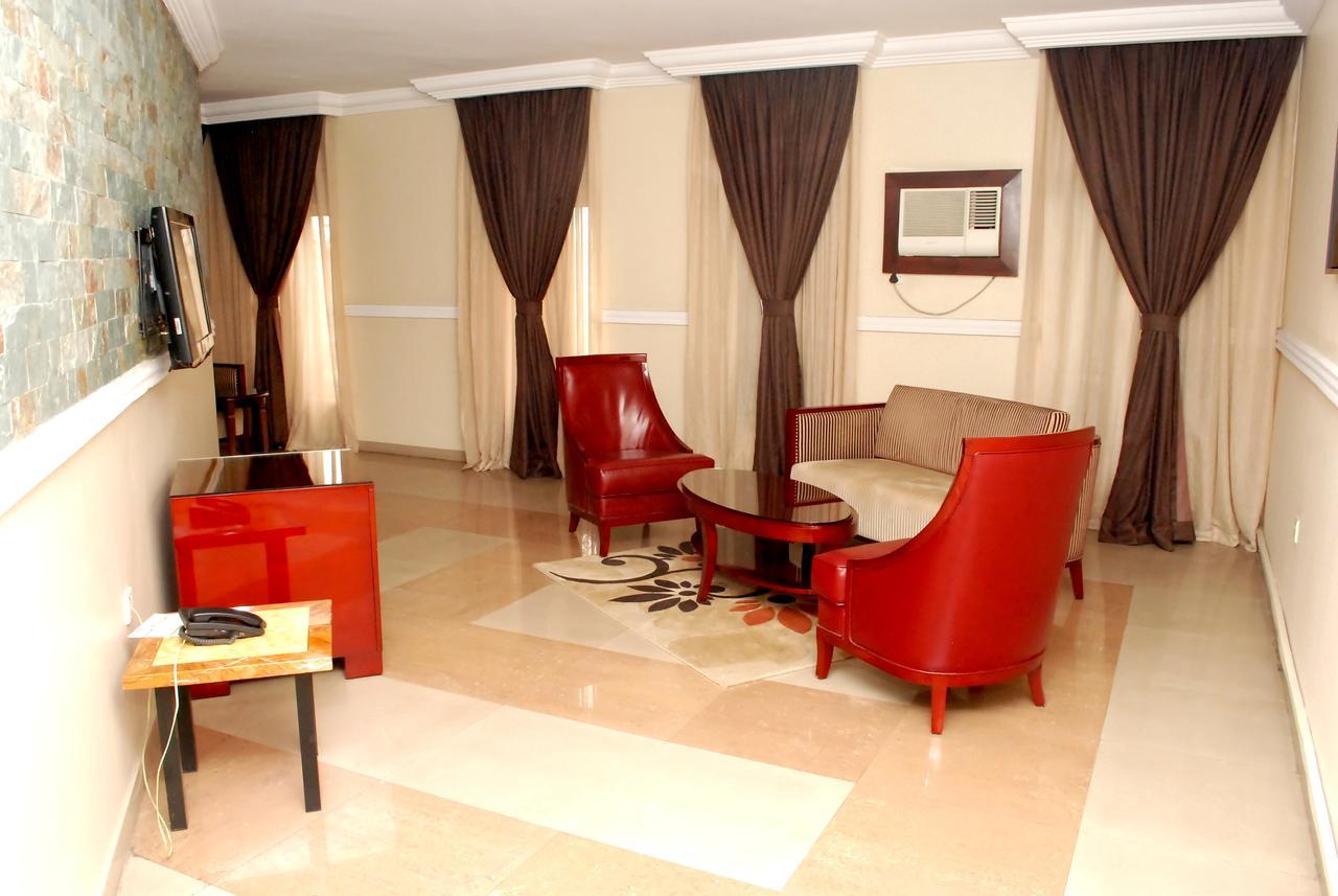 De Rembrandt Hotels And Suites Ikeja Exterior photo