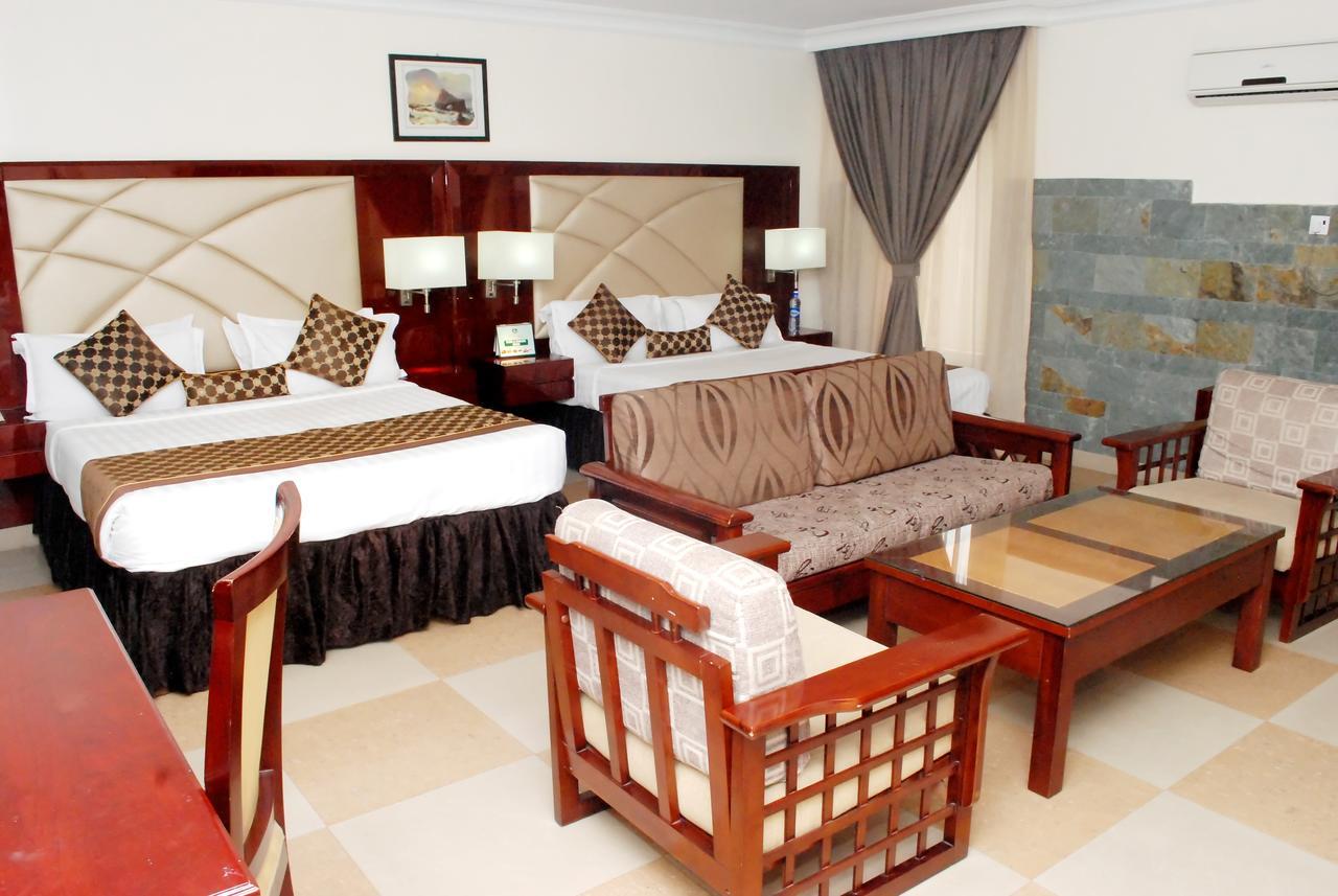 De Rembrandt Hotels And Suites Ikeja Exterior photo