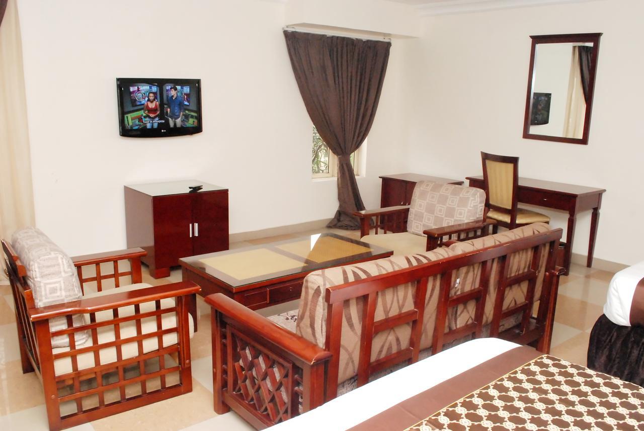 De Rembrandt Hotels And Suites Ikeja Exterior photo