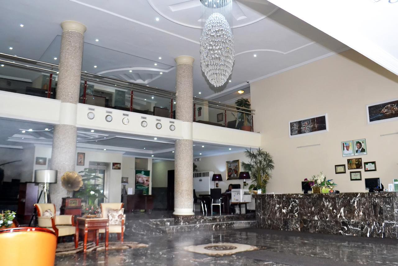 De Rembrandt Hotels And Suites Ikeja Exterior photo